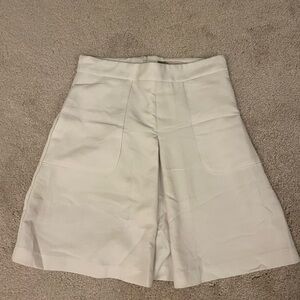 Forever 21 Cream Women's Bermudas